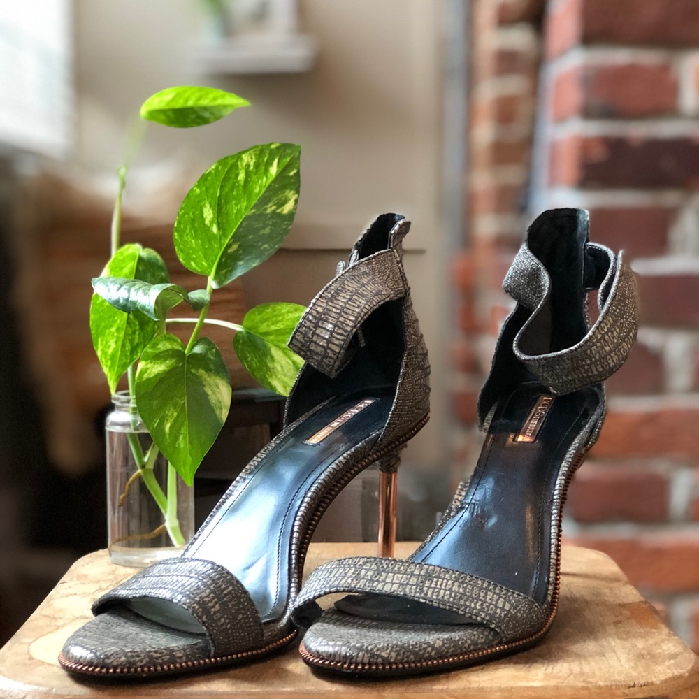 HP! πΉβπΉπΎππππ£ππ₯ππ π Snakeskin Dulce Heel - Picture 1 of 8